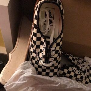 Men’s Checkerboard Vans